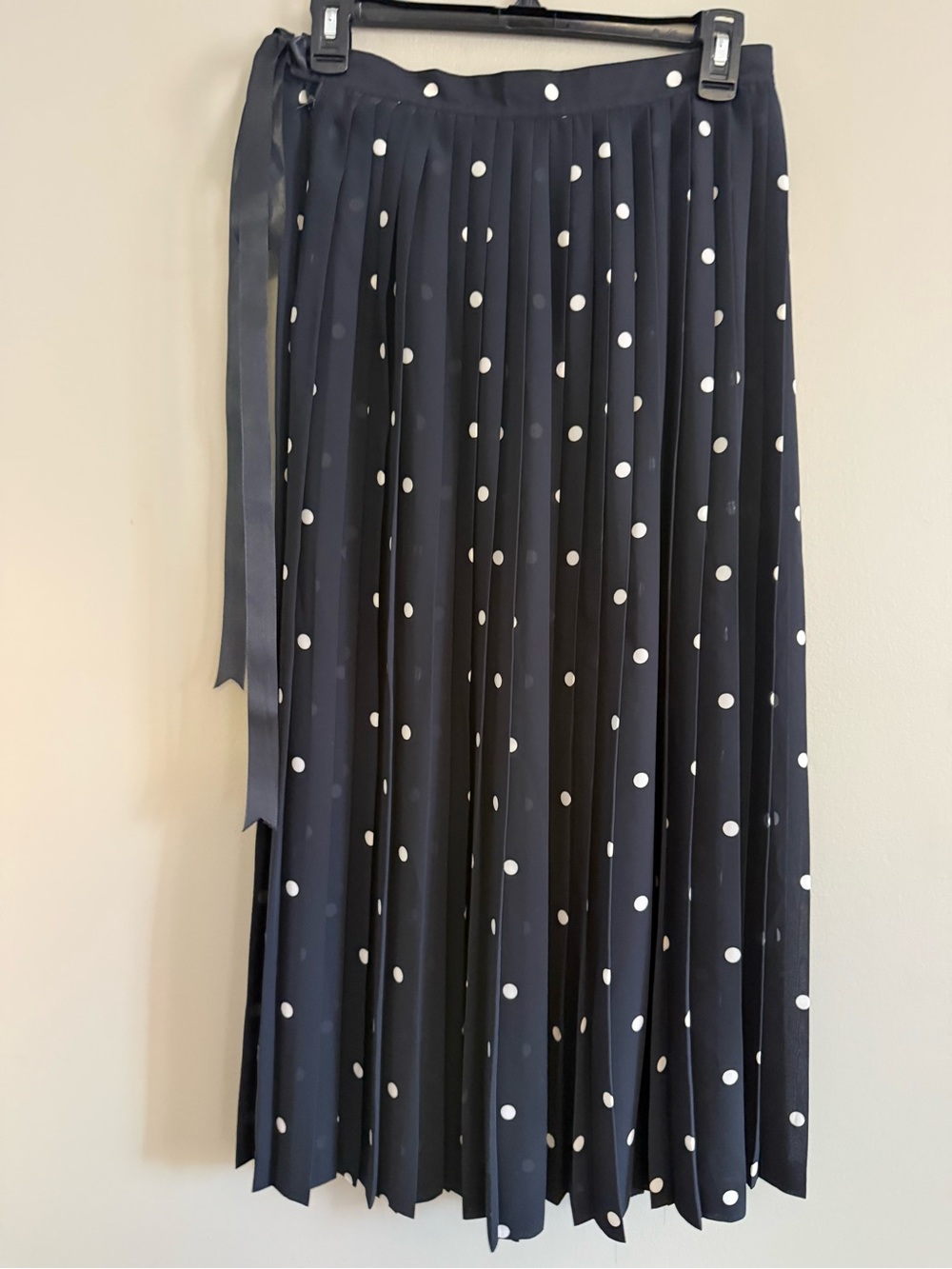 Chaus Vintage Pleated Polka Dot Midi Skirt Black & White Satin Sheer Tie Size 8